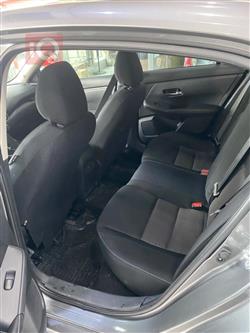 نيسان سنترا